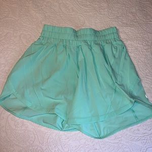 Lululemon Track That Mid-Rise Lined Short 5"